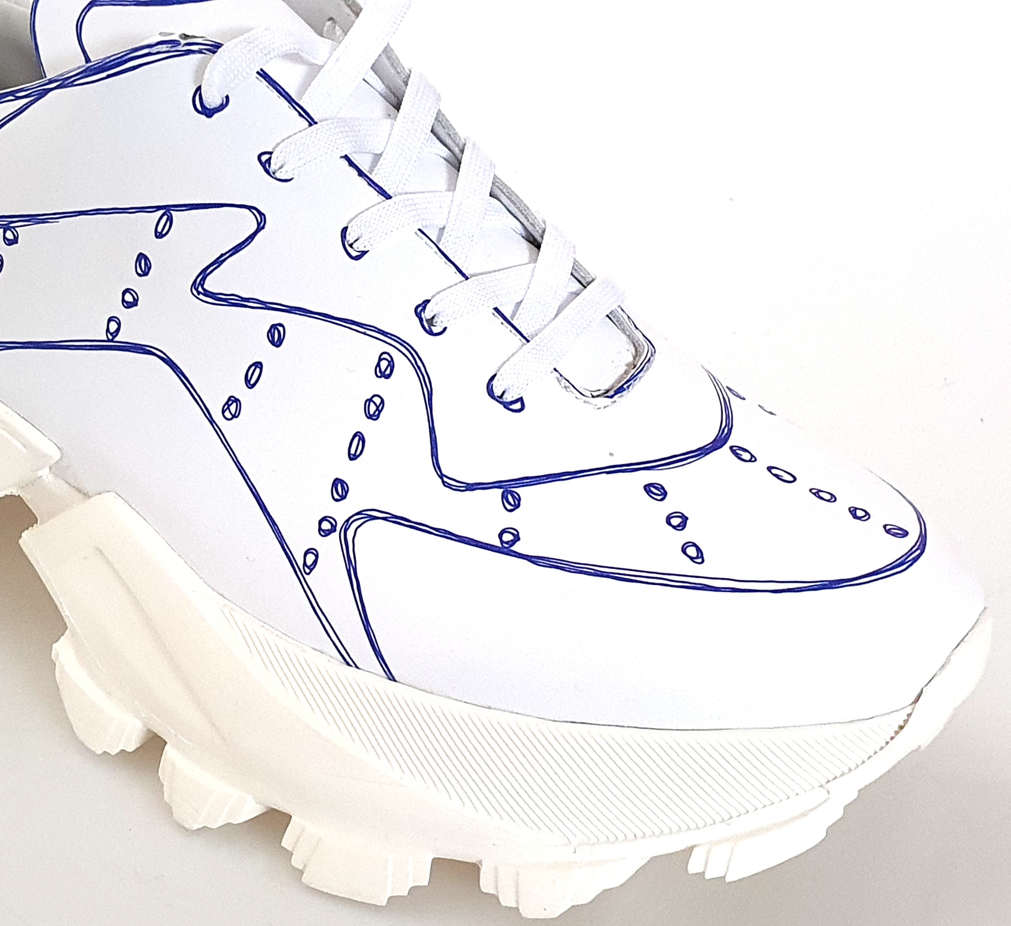 EcoHideOutlineTomaiaSP11-13